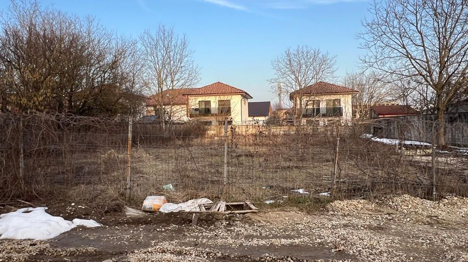 Teren 1.000 mp intravilan Tunari – utilități complete - Poză 2