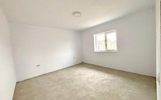 Casa individuala - 4 camere - teren generos - Sanmihaiu Roman - Poză 7