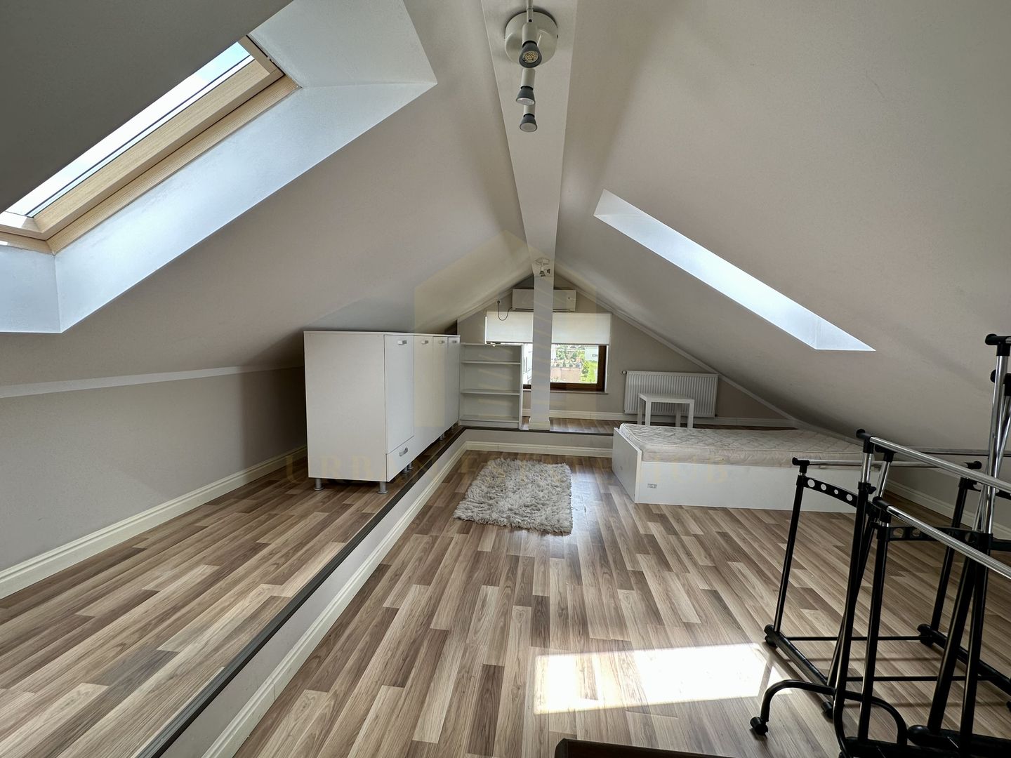 Vanzare apartament 4 camere, zona Grand Hotel Italia - Poză 13