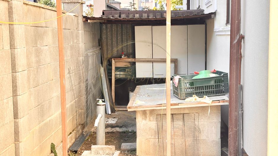 1/2 Duplex - Giroc - zona Planetelor - 4 camere | Poarta electrica - Poză 23