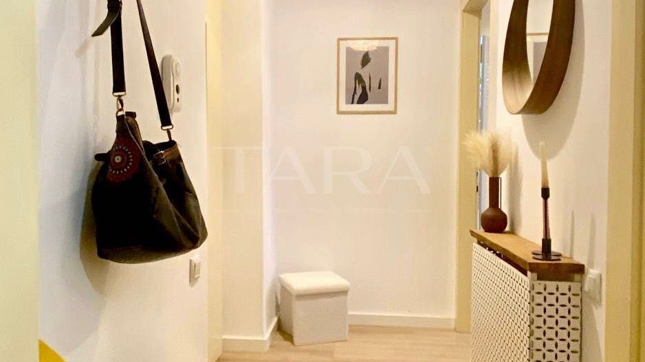 Vand apartament 2 camere, Centru,  finisaje de lux - Poză 4