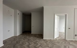 Intre Lacuri/Finisaje premium - Poză 3