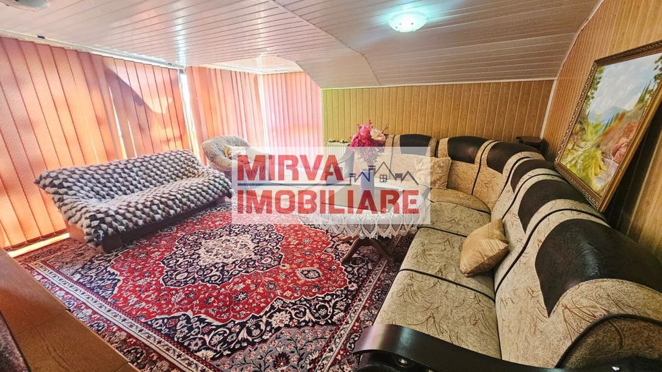 🏡 Casă spațioasă cu 9 camere în Strejnicu – pentru locuință, birouri - Poză 57