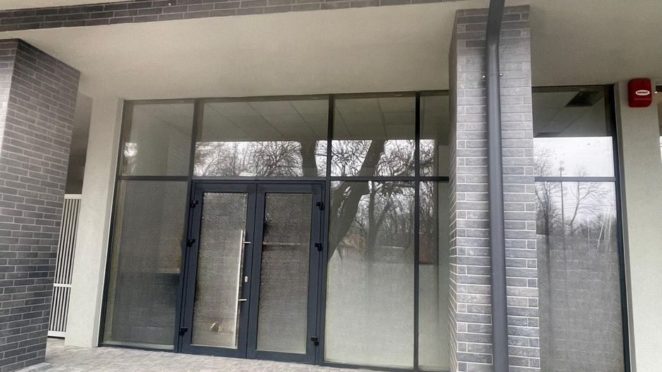 Spațiu comercial de închiriat – ultracentral , lângă Parcul Bratianu - Poză 2