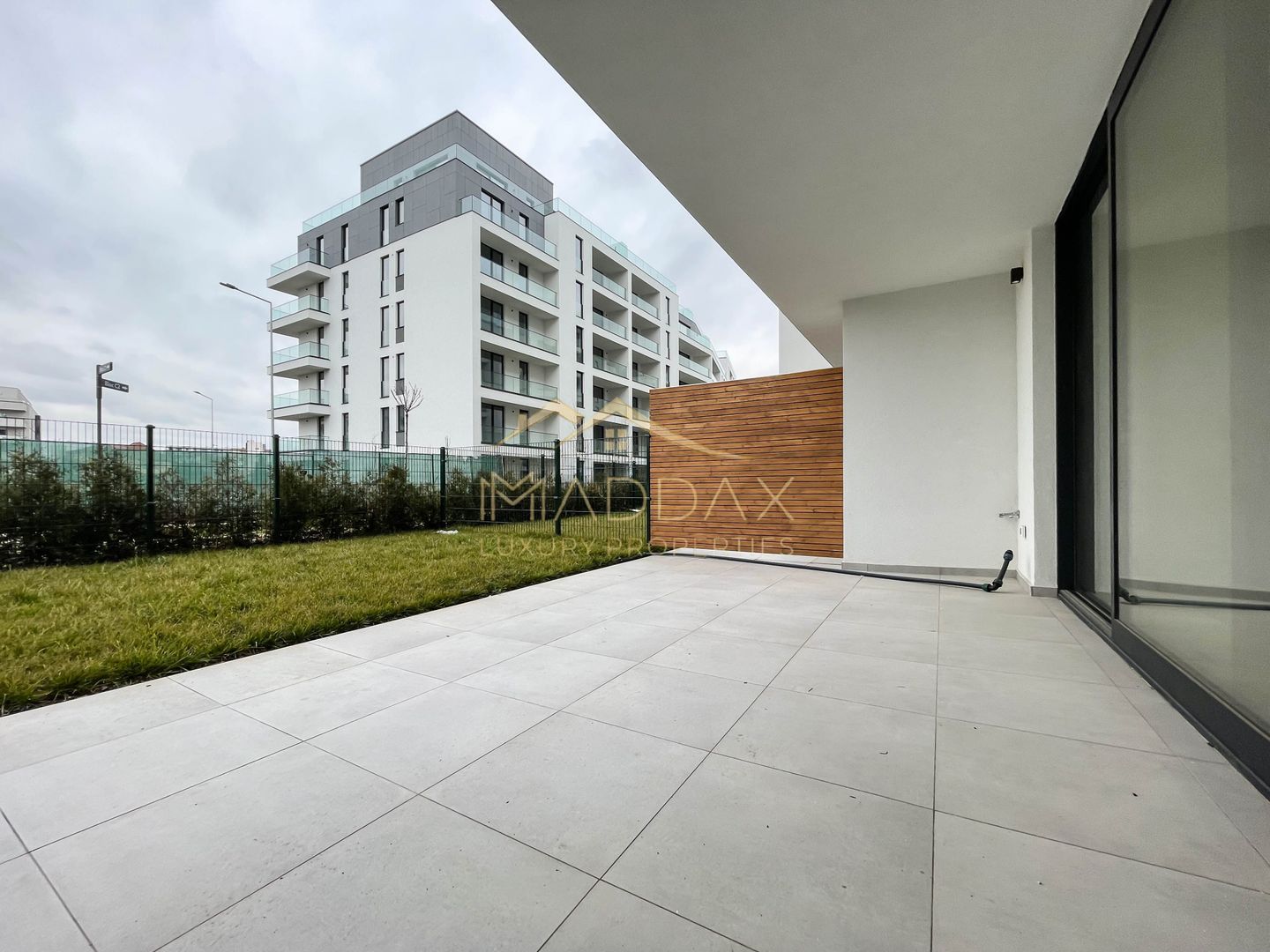 3 rooms apartment***148sqm***//65sqm garden // Baneasa - Poză 1