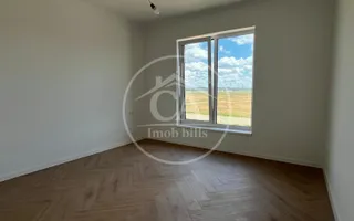 Casă de vânzare cu 4 camere în Santandrei , Bihor - Poză 14