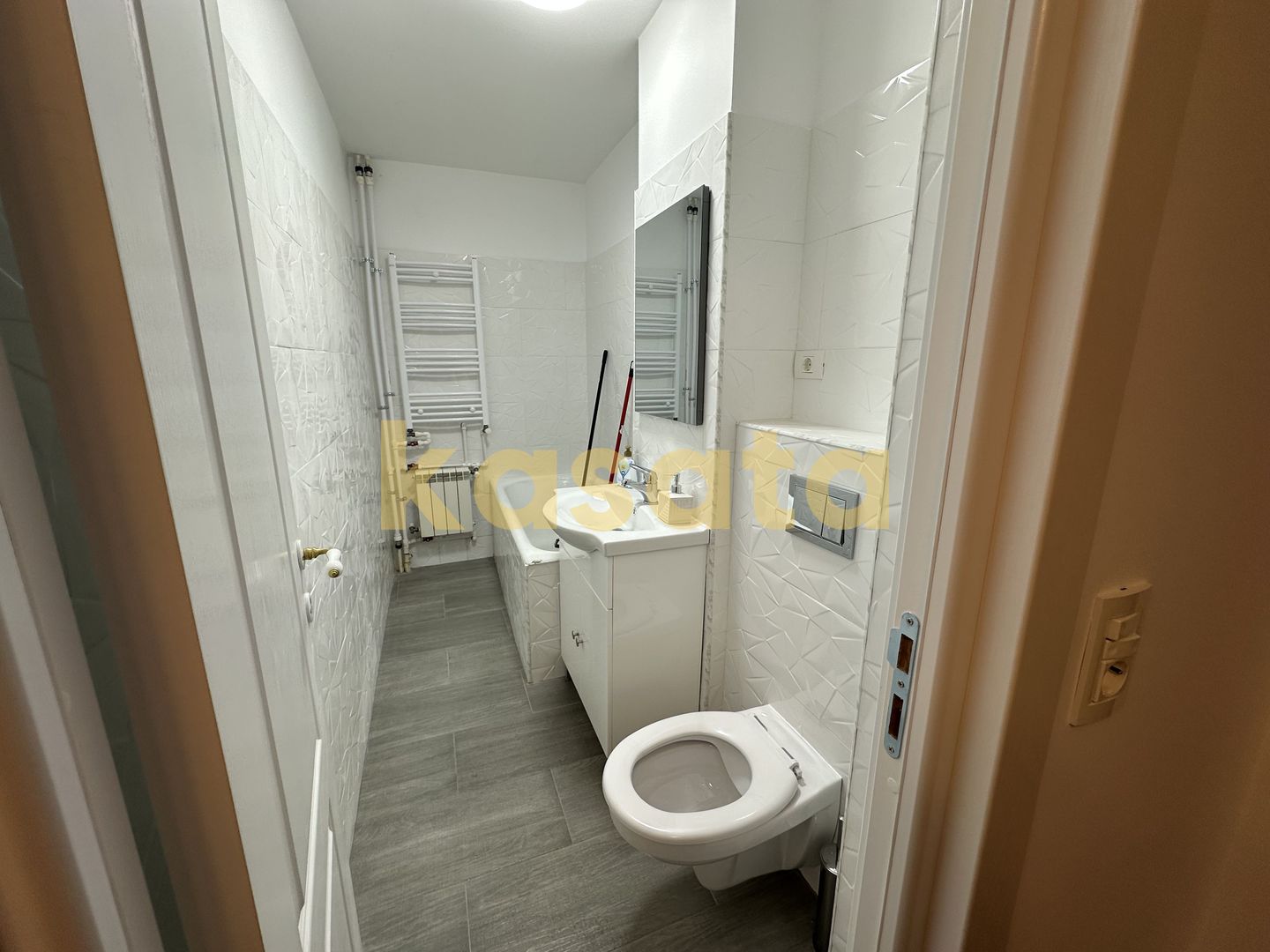 Garsonieră | Parcul Sebastian | Etaj Intermediar | Renovată - Poză 1