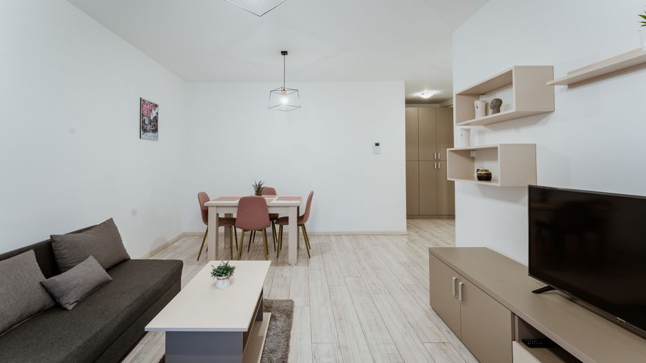 Apartament la Adora de închiriat - Poză 2