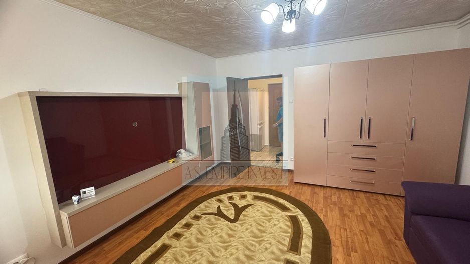 Garsonieră 31 mp-Str. Soarelui-Renovată-Mobilată-Vedere panoramica - Poză 4