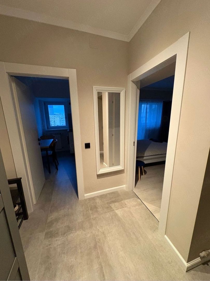 GARSONIERA - NATIUNILE UNITE, BUCATARIE INCHISA, MOBLATA MODERN - Poză 5