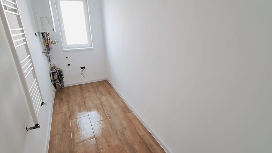 Moșnița Veche | 1/2 Duplex | 110 mp utili | Toate utilitatile|  Dormitor parter - Poză 13