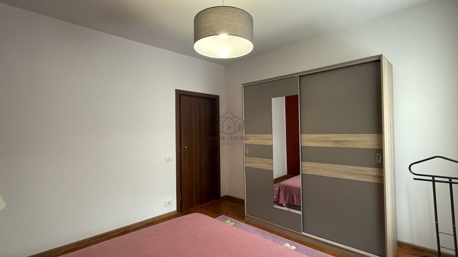 APARTAMENT CU 4 CAMERE NOU RENOVAT LA INCHIRIERE IN ZONA KISELEFF - Poză 9