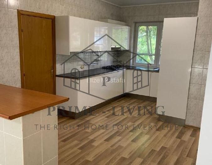 VILA CU 3 DORMITOARE IN COMPLEX REZIDENTIAL PE IANCU NICOLAE - Poză 4