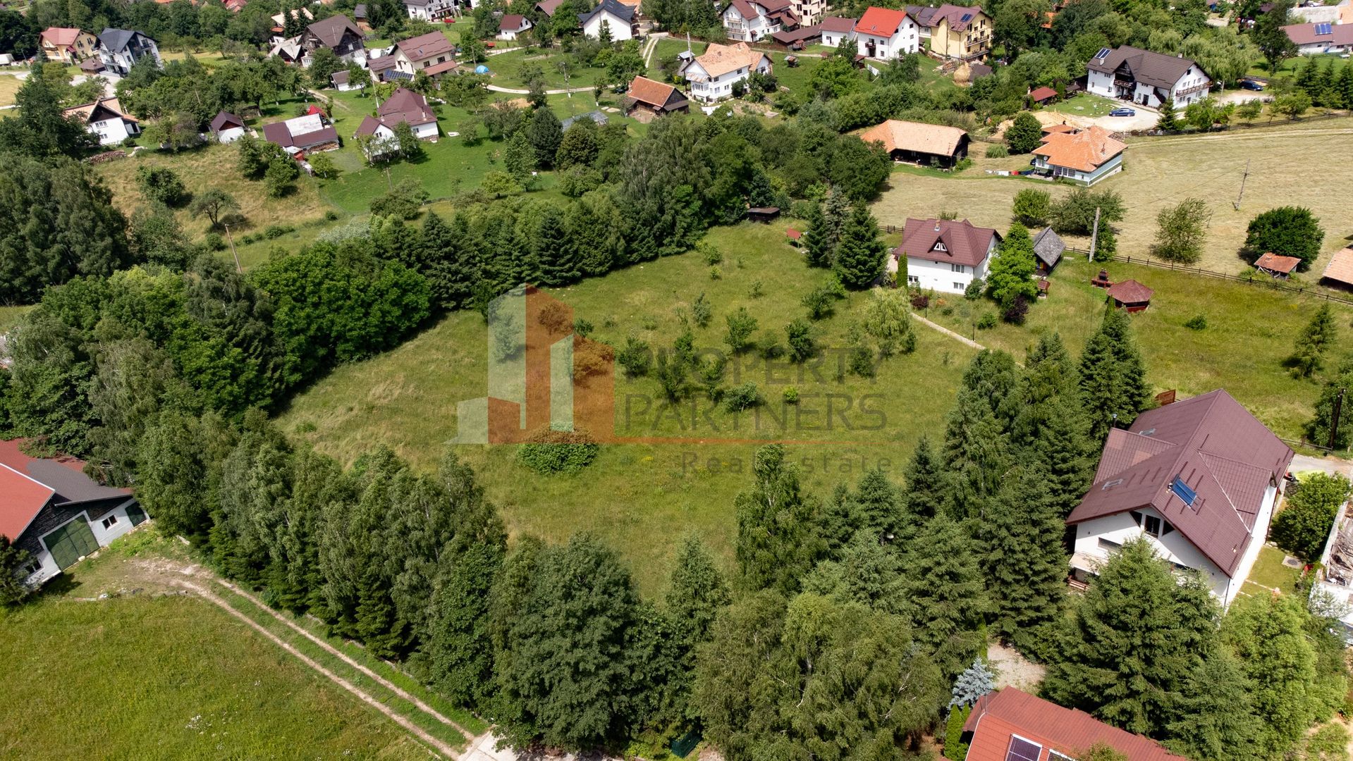 Teren intravilan Bran 2.772 mp | Vedere Piatra Craiului | Potrivit pentru cabane - Poză 3