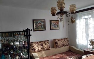 Vand apartament 3 camere central - Poză 2