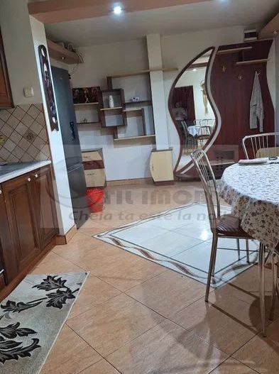 Apartament 3 Camere Nicolina - 450 euro - Poză 3