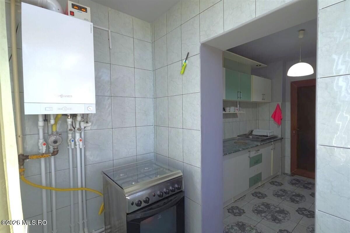 Far - Parc, 2 camere decomandate, 2 balcoane, 56 mp, centrala gaz! - Poză 14