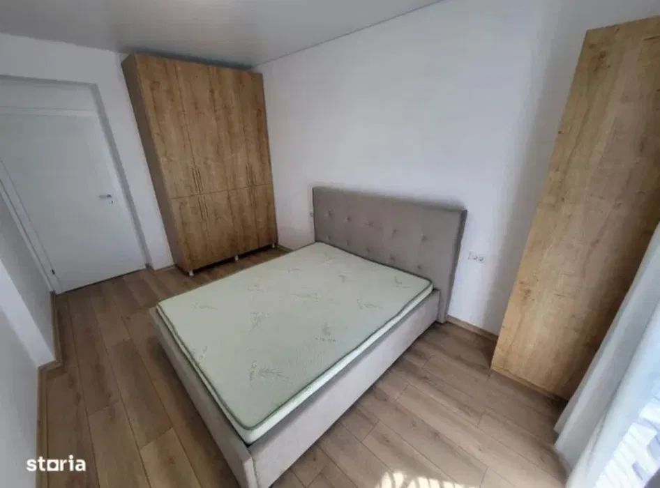 De vanzare apartament  cu 3 camere, Complex Crizantema, etaj 5, 135.000 E - Poză 7