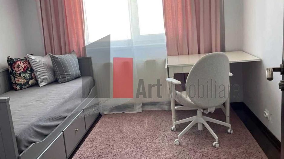 Inchiriez apartament 3 camere  si loc de parcare in zona Piata Gorjului - Poză 3