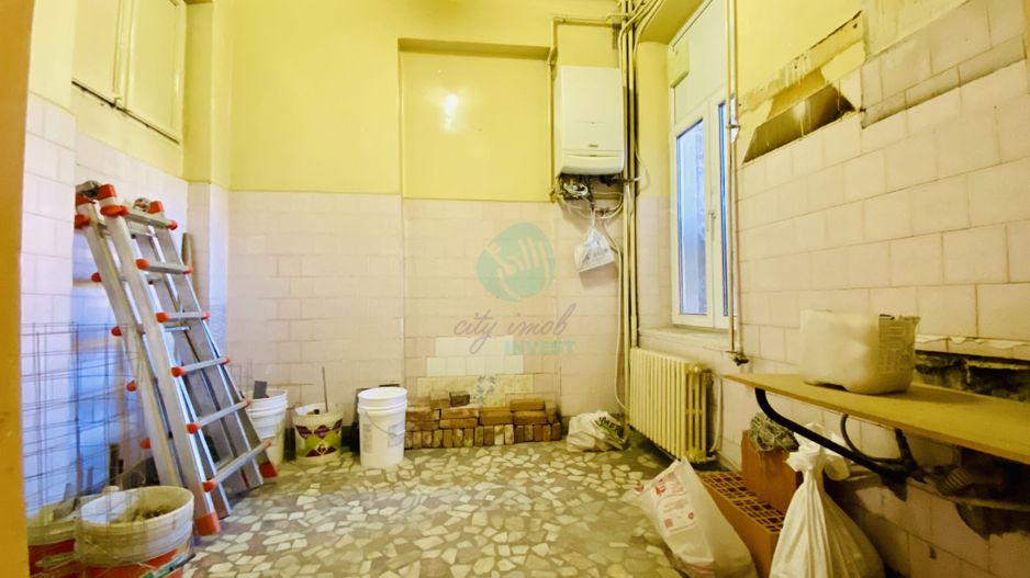 Armeneasca - Apartament spatios cu 4 camere - Poză 8