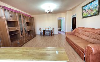Apartament spațios cu două camere, etajul 4 cu acoperiș. - Poză 3