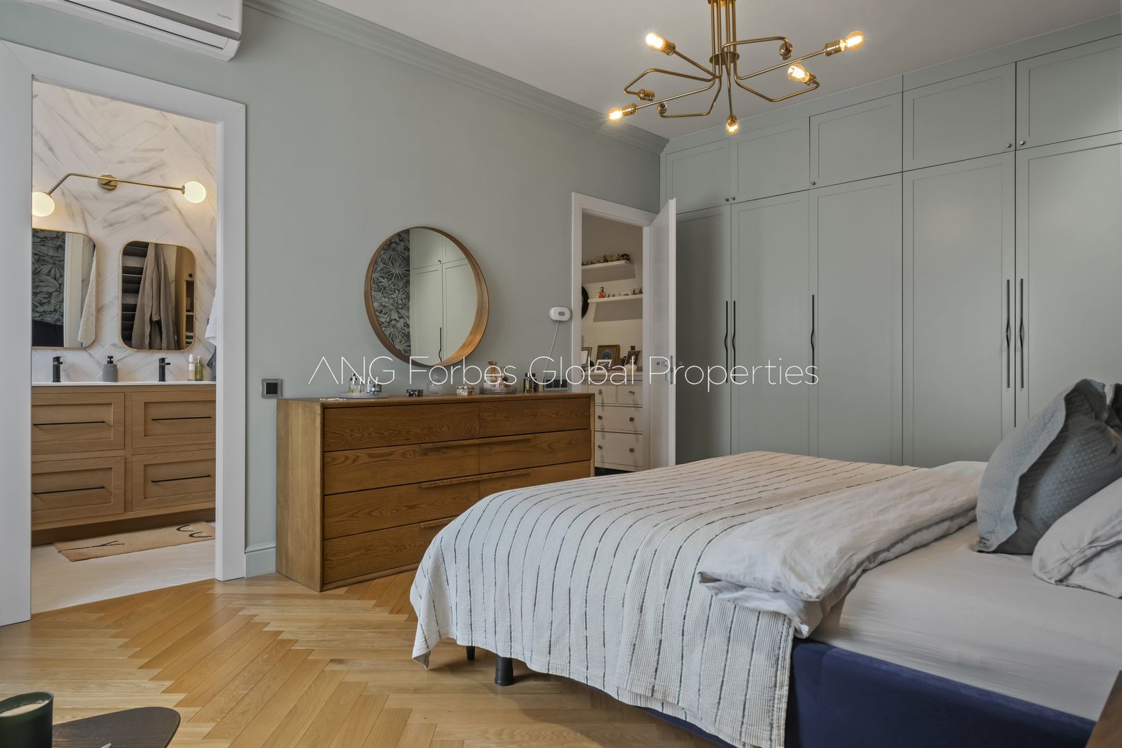 The Panoramic Signature: A Lifestyle Penthouse in Floreasca's Prime Waterfront - Poză 12