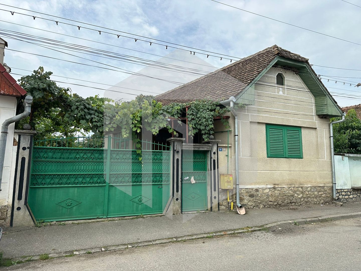 3 Camere | Casa single | Cristian | 342 mp Teren | Utilitati - Poză 1