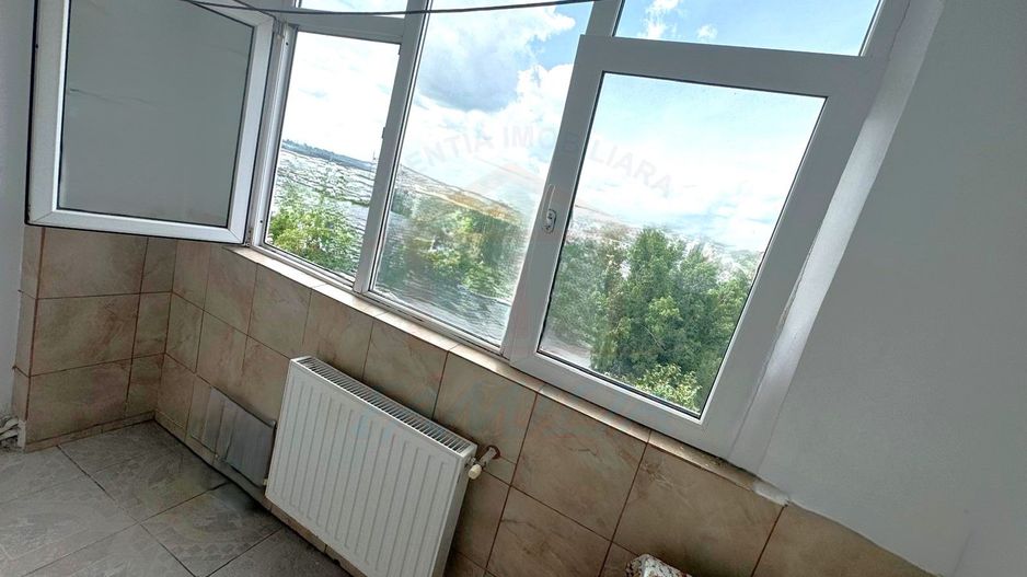 49.800 euro, 2 camere decomandate, LIBER, 49mp, etaj 9 din 10, Micro20 - Poză 4