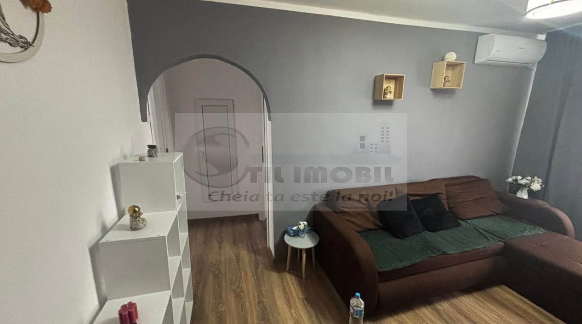 Apartament cu 3 camere - zona Cantemir, Podu Ros - 450€ - Poză 2