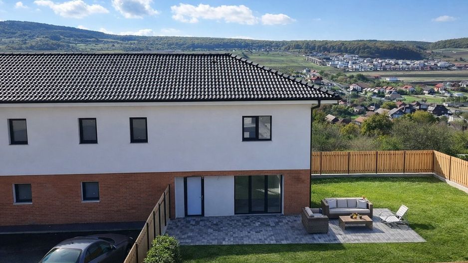 🏡 Duplex de vânzare | 120 mp utili | Teren 330 mp | Chinteni - Poză 1