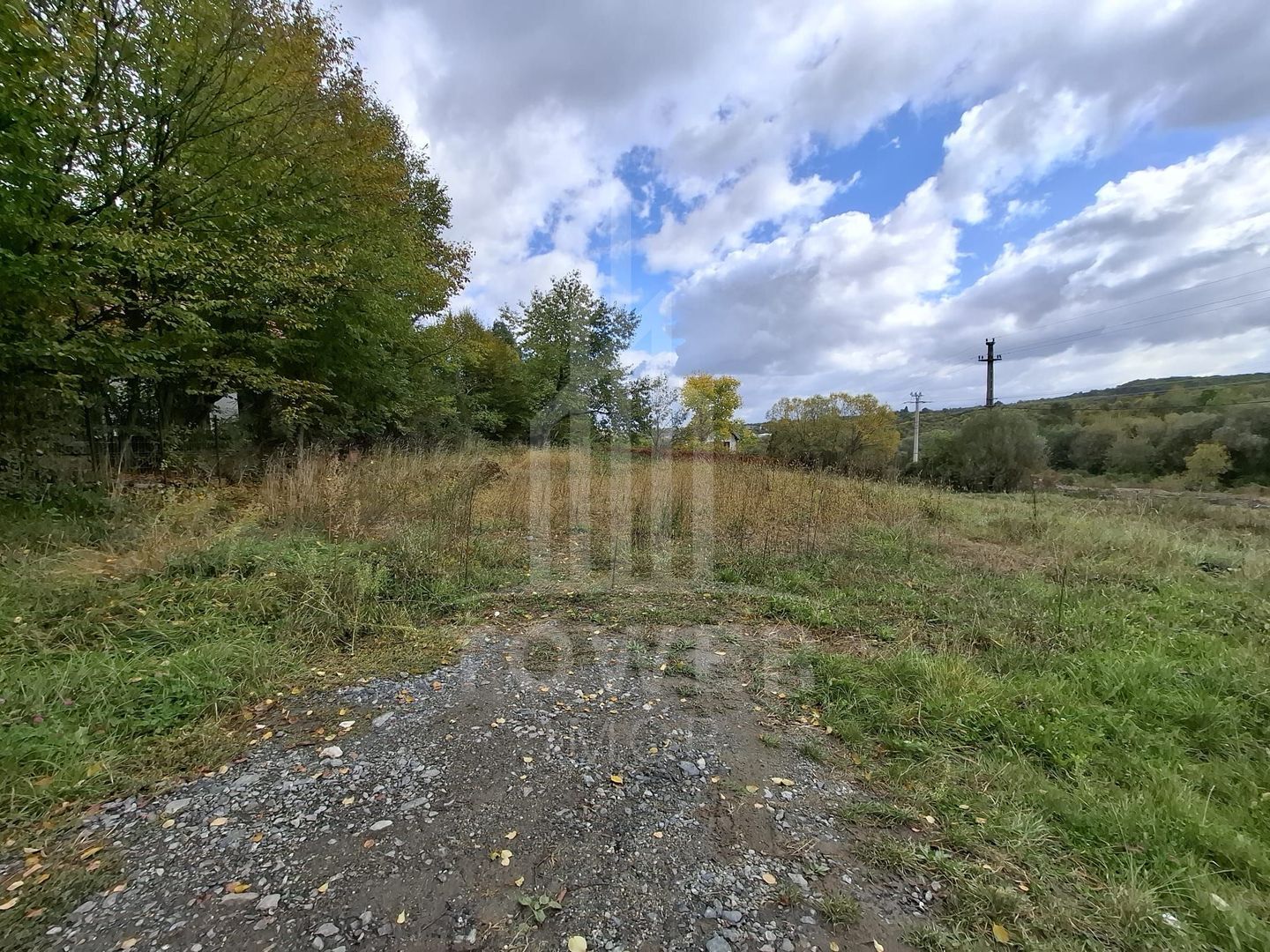 Teren intravilan cu Puz si priveliște deosebită, spre Cetatea Cisnădioara - Poză 12