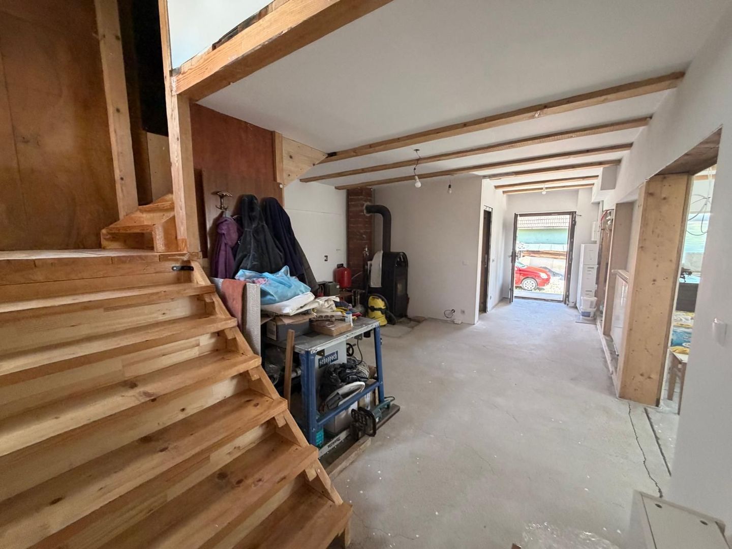 Casă de vanzare 6 camere 220 m² utili cu 376 M² teren la șosea - Poză 16
