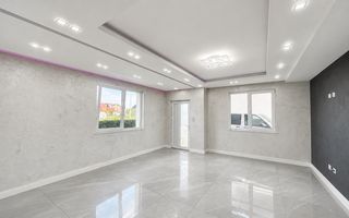 Casa moderna 210 mp | Zona centrala | Cartier privat| Radauti - Poză 3