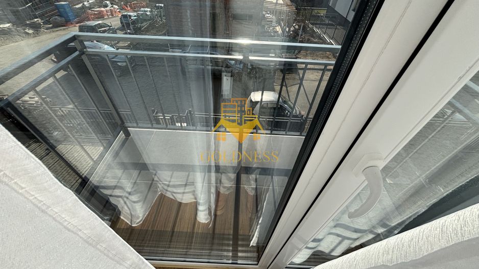 Duplex lux, de închiriat, 5 camere, parcare, curte, terasă,220mp teren - Poză 14