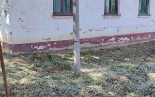Casa bătrânească 110 mp cu anexe si teren generos de 2.263 mp - Poză 4