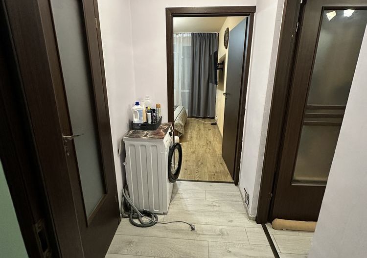 Apartament 3 camere Bld Brancoveanu, zona Huedin. - Poză 7