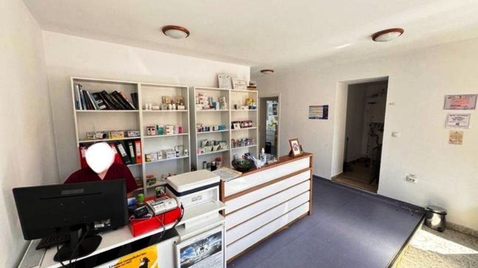 Spatiu comercial in centrul Brasovului - Poză 3