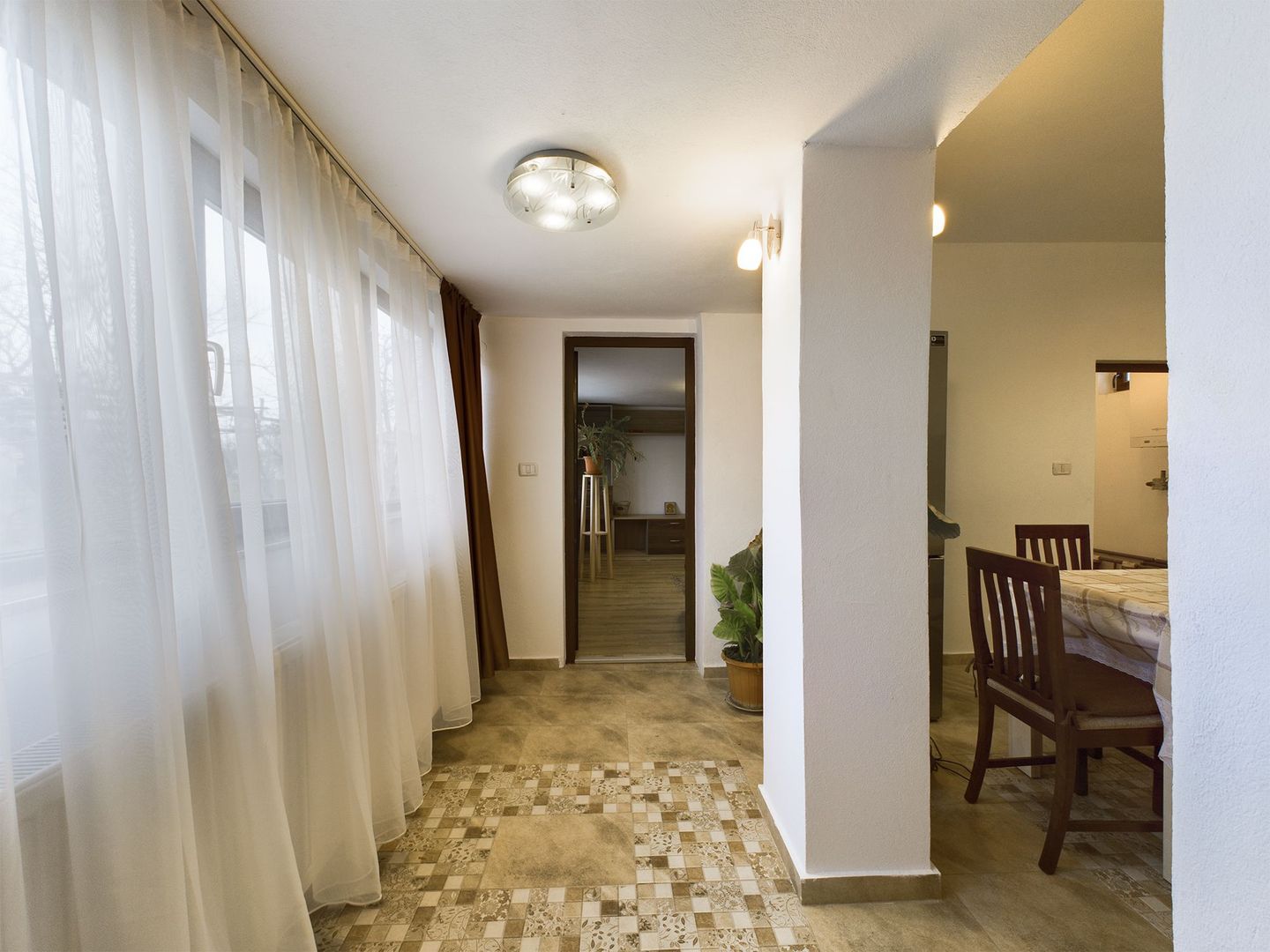 Casă frumoasă în Gai - Poză 3