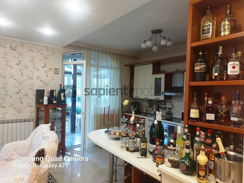 Casa lux cu 5 camere in Rontau - Poză 15