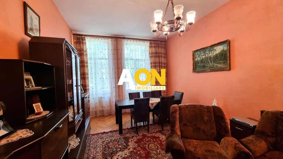 De vanzare casa 5 camere, 1200mp teren, zona ultracentrala - Poză 4