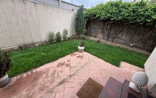 Casă înșiruită complet mobilată + curte+ 2 parcari în complex inchis! - Poză 26