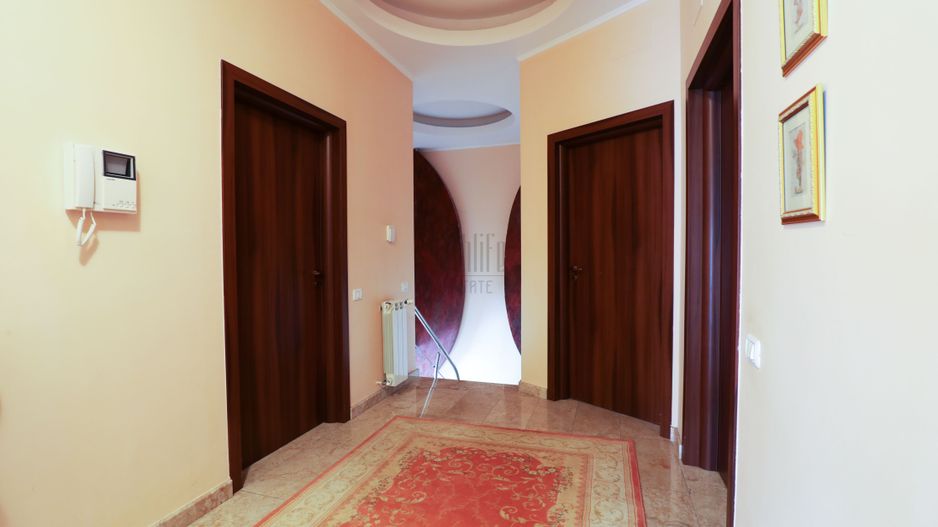 Vila de lux deosebita 9 Camere Pipera Erou Iancu Nicolae 298mp teren - Poză 17