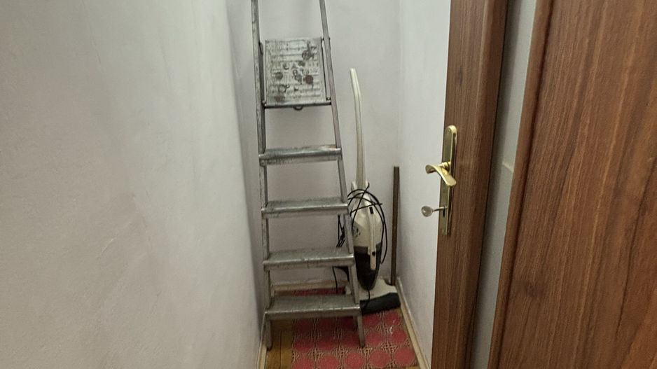 Apartament o cameră la 5 minute de Cetății - Poză 11