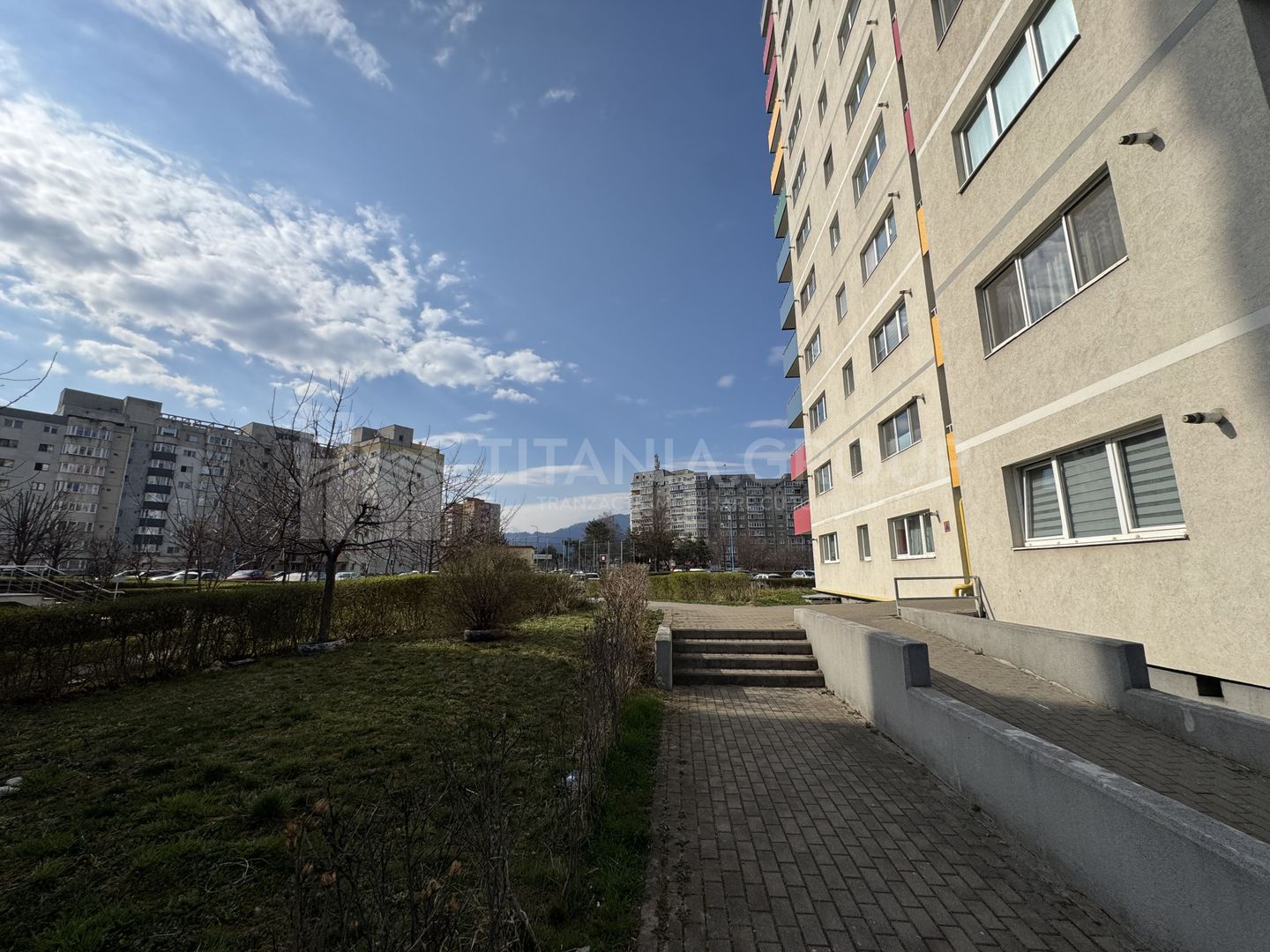 Apartament 2 camere modern, bloc nou, zona Garii, parcare+boxa - Poză 12