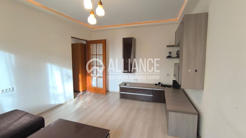 CENTRU COLONADELOR(cod03) - 2 Camere luminoase ! - Poză 1