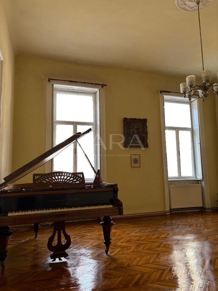 Apartament interbelic deosebit, ultracentral, Piața Mihai Viteazul. - Poză 5