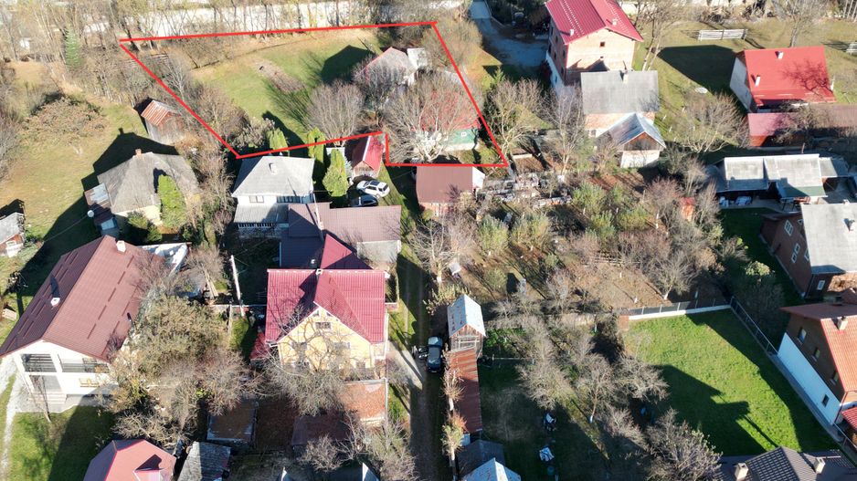 Casă de lemn, cu teren în Borșa - Poză 8