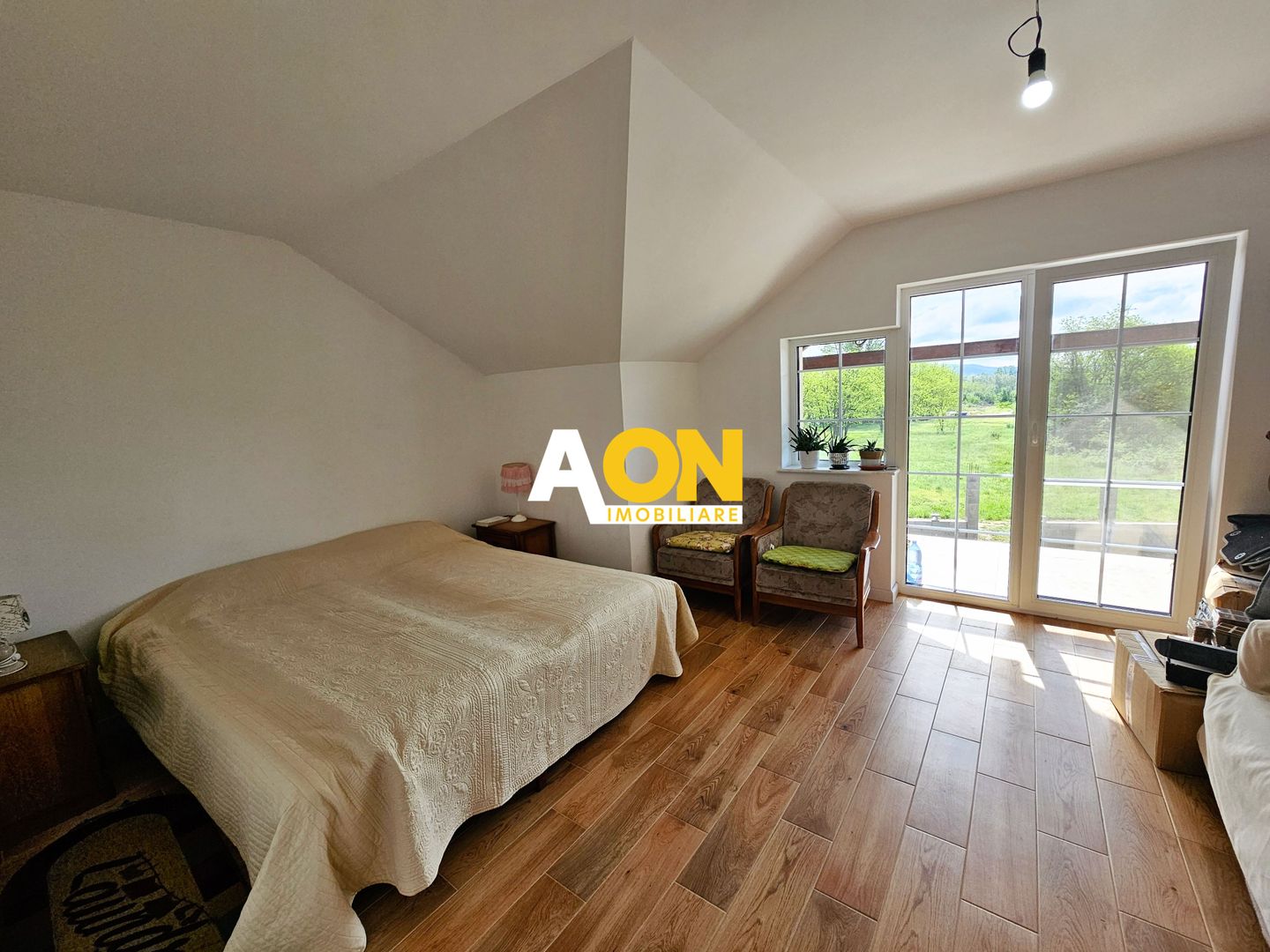 Casa noua, 6 camere, 2763 mp teren, comuna Vintu de Jos - Poză 18