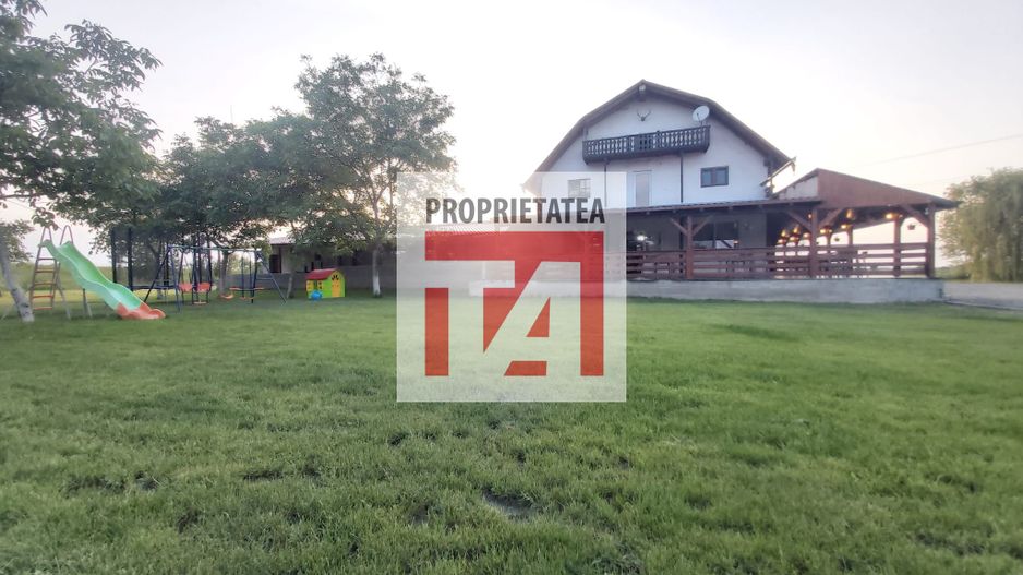 PENSIUNE DE VANZARE – VRAJA CRASNEI ÎN ZONA CAREI - Poză 2