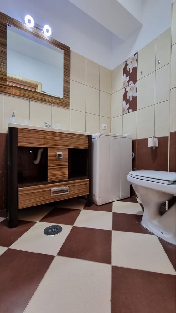 Vand apartament 2 camere Mamaia - Poză 6
